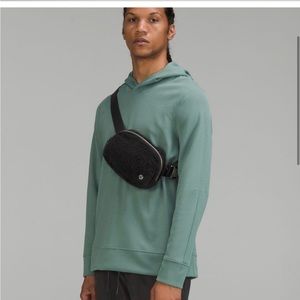 Lululemon Everywhere Fleece Belt Bag